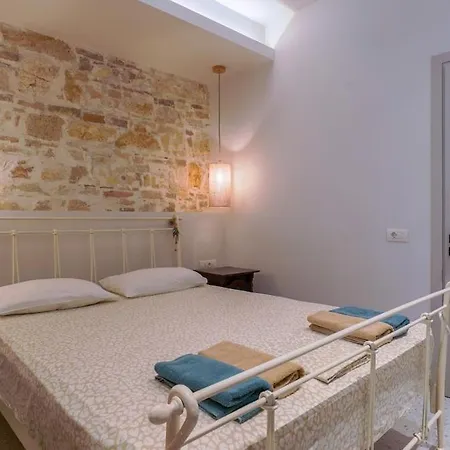 Апартаменты Ioanna's House *